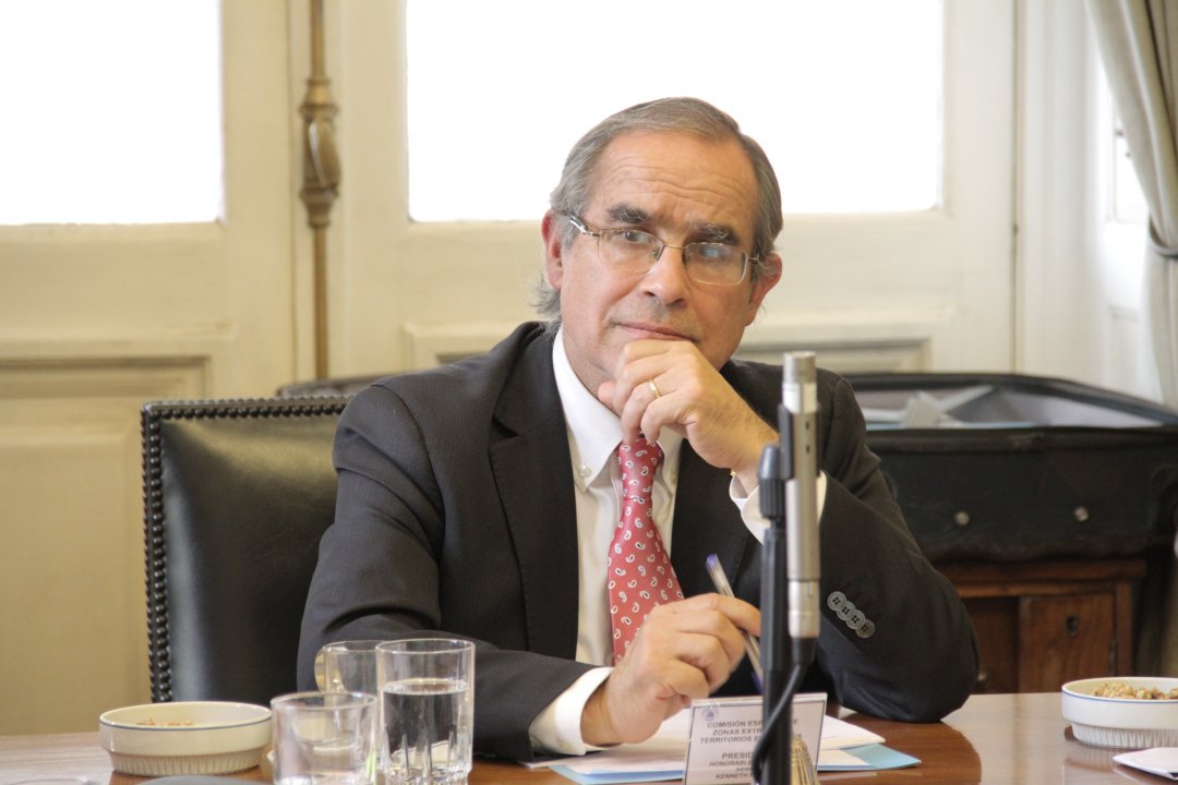 Senador Pugh