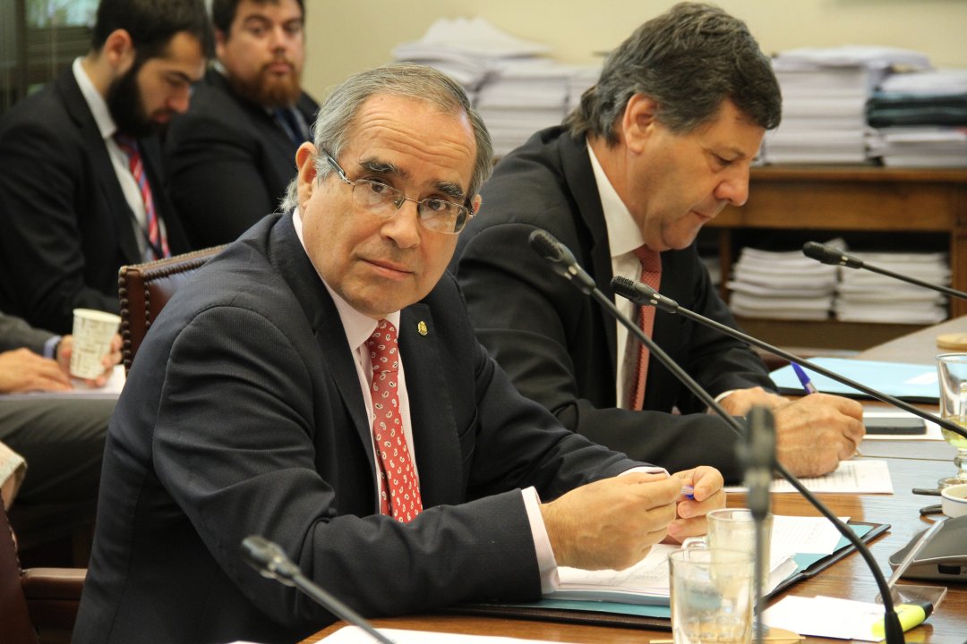 Senador Pugh